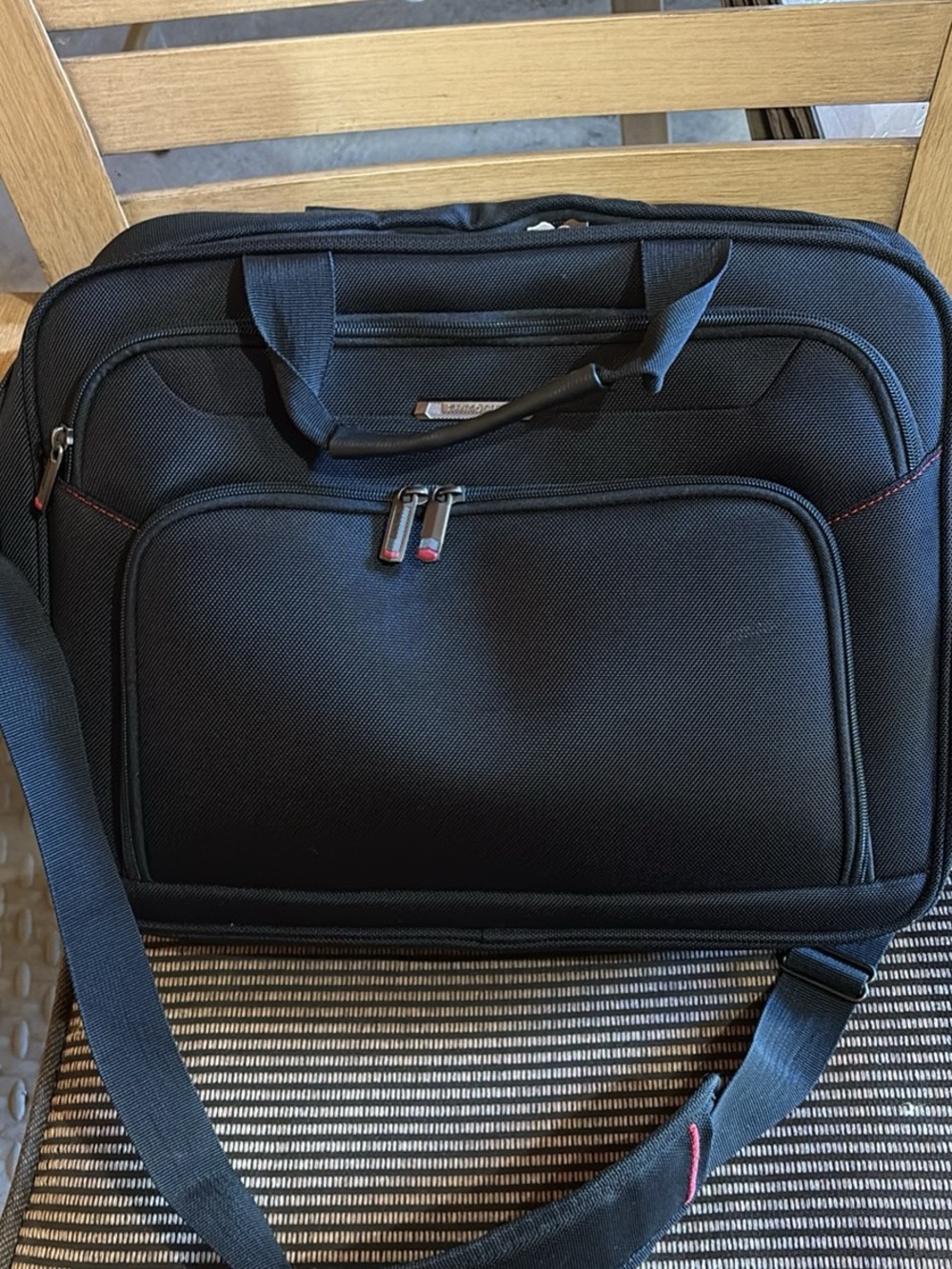 Samsonite Laptop Messenger bag